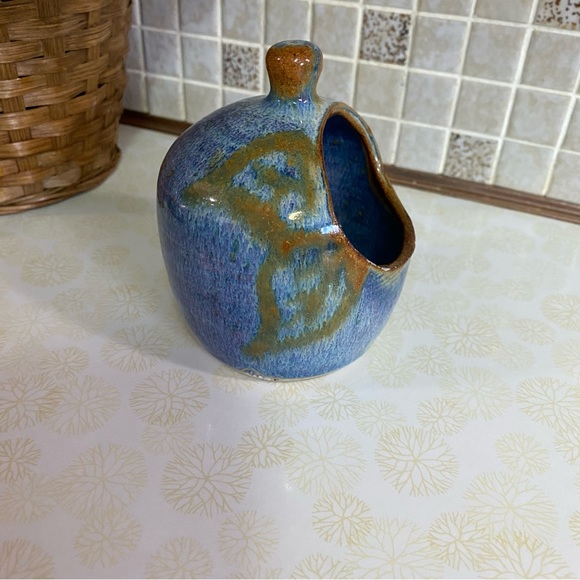 Vintage pottery salt cellar blue glazed handmade pottery salt dish Signed - Picture 7 of 8